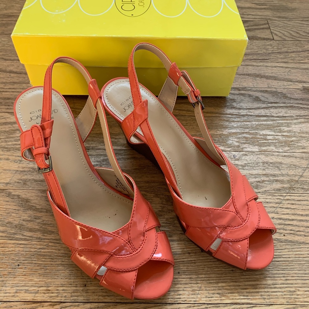 🌟CIRCA JOAN & DAVID WEDGES